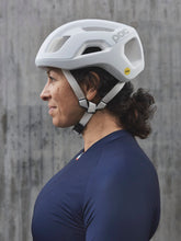 Załaduj obraz do przeglądarki galerii, Kask rowerowy POC VENTRAL AIR MIPS - Hydr. White Matt
