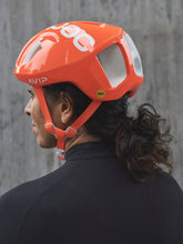 Załaduj obraz do przeglądarki galerii, Kask rowerowy POC VENTRAL MIPS - Fluo. Orange Avip
