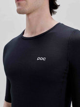 Załaduj obraz do przeglądarki galerii, Koszulka termoaktywna POC M's Layer Mid S/S Jersey - Uranium Black
