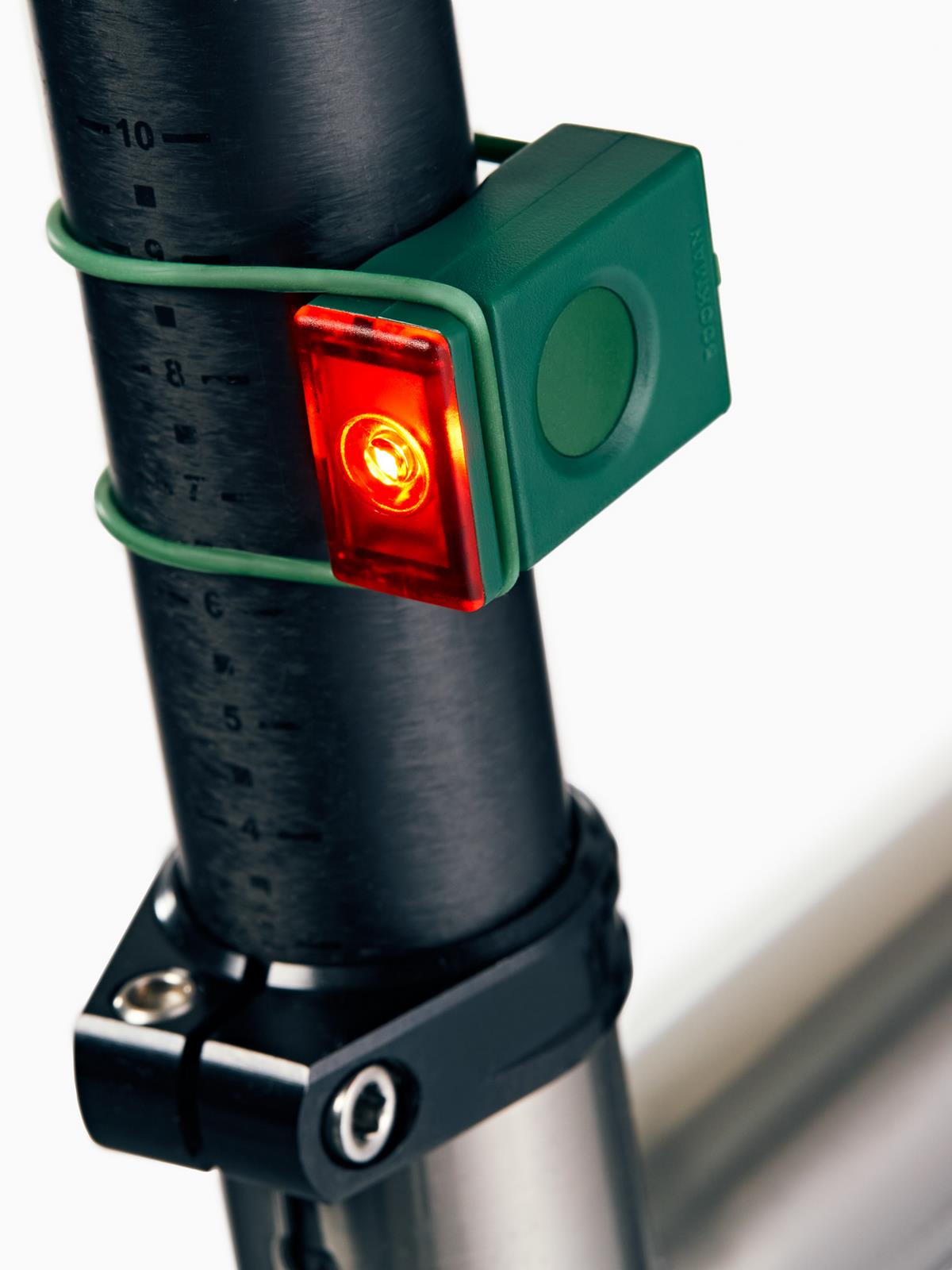 Lampka rowerowa BOOKMAN Block Light Rear 18lm zielony - TU - poc warszawa