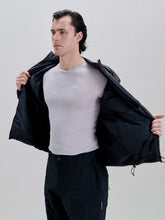 Załaduj obraz do przeglądarki galerii, Kurtka męska POC M's POC Lite Padded Jacket - Uranium Black
