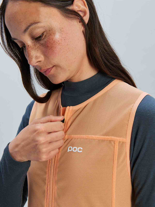 Załaduj obraz do przeglądarki galerii, Ochraniacz POC W's VPD Air Vest - Apricot Sunstone
