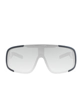 Załaduj obraz do przeglądarki galerii, Okulary rowerowe POC Aspire Photochromic - Translucent Black/Clarity Photochromic/Changeable Grey
