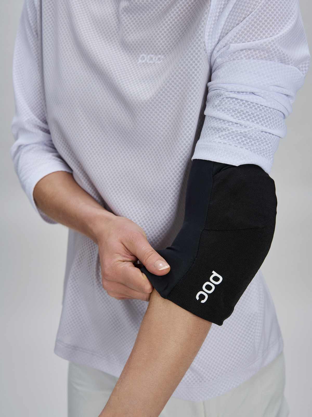 Ochraniacze na łokcie POC VPD Max Elbow - Ur. Black