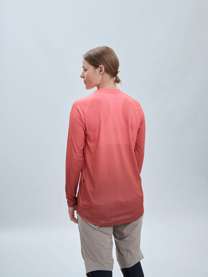 Koszulka rowerowa POC W’s Essential MTB Lite LS Jersey - Gradient Ammolite Coral - poc warszawa