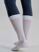Załaduj obraz do przeglądarki galerii, Skarpety narciarskie POC Race Sock Lite - Hydrogen White
