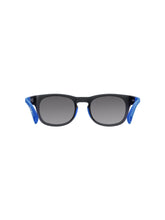 Załaduj obraz do przeglądarki galerii, Okulary przeciwsłoneczne POC Evolve -Ur. Black Trans/Fluo Blue/Clarity POCito/Sunny Grey Cat.3
