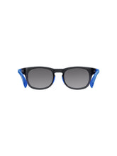 Załaduj obraz do przeglądarki galerii, Okulary przeciwsłoneczne POC Evolve -Ur. Black Trans/Fluo Blue/Clarity POCito/Sunny Grey Cat.3

