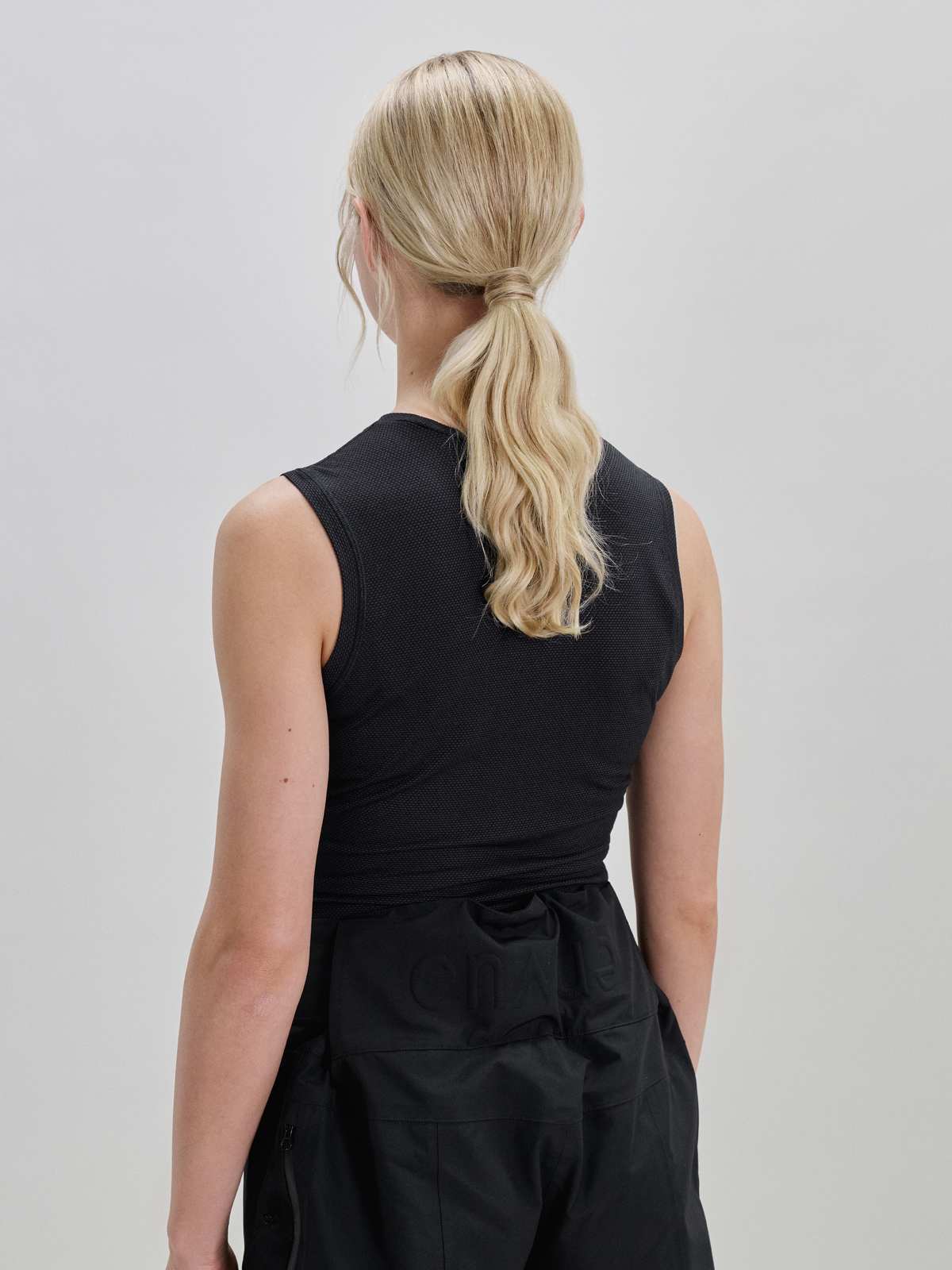 Koszulka damska POC W's Layer Mid Vest - Uranium Black