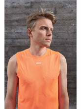 Załaduj obraz do przeglądarki galerii, Koszulka rowerowa POC M’s AIR Indoor Vest - Zink Orange - poc warszawa
