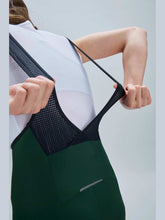 Załaduj obraz do przeglądarki galerii, Spodenki rowerowe POC W&#39;s Cadence Bib Shorts - Parg. Green
