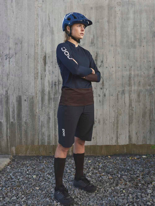 Załaduj obraz do przeglądarki galerii, Spodenki damskie POC W&#39;s ESSENTIAL ENDURO Shorts - Ur. Black
