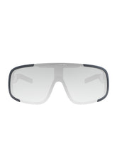 Załaduj obraz do przeglądarki galerii, Okulary rowerowe POC Devour Wide Fit Photochromic - Translucent Black/Clarity Photochromic/Changeable Grey
