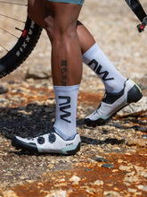Załaduj obraz do przeglądarki galerii, Buty rowerowe NORTHWAVE Extreme XT Light Grey/Sage
