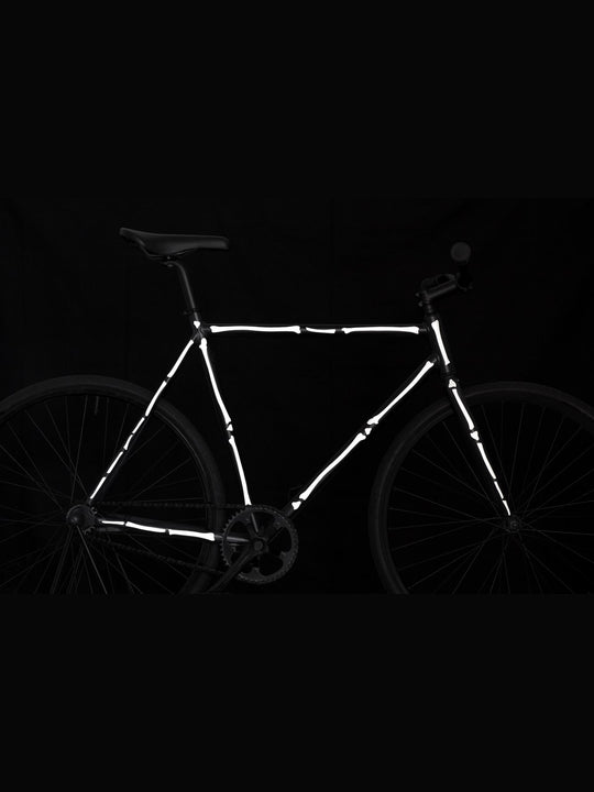 Załaduj obraz do przeglądarki galerii, Naklejki odblaskowe BOOKMAN Reflective Bone Stickers szary
