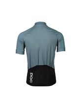 Załaduj obraz do przeglądarki galerii, Koszulka rowerowa POC Essential Road Jersey blue - Calcite Blue
