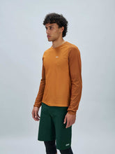 Załaduj obraz do przeglądarki galerii, Koszulka rowerowa POC M&#39;s Motion Air L/S Jersey - Bauxite Brown
