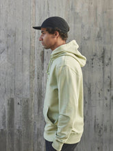 Załaduj obraz do przeglądarki galerii, Bluza POC HOOD - Prehnite Green
