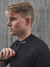 Załaduj obraz do przeglądarki galerii, Koszulka rowerowa POC MUSE Jersey - Ur. Black
