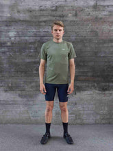 Załaduj obraz do przeglądarki galerii, T-Shirt POC AIR Tee - Epidote Green - poc warszawa
