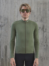 Załaduj obraz do przeglądarki galerii, Koszulka rowerowa POC M&#39;s AMBIENT Thermal Jersey - Epid. Green
