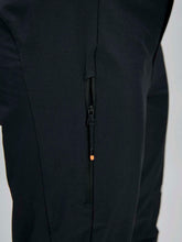 Załaduj obraz do przeglądarki galerii, Spodnie rowerowe POC W's Motion Pants - Ur. Black
