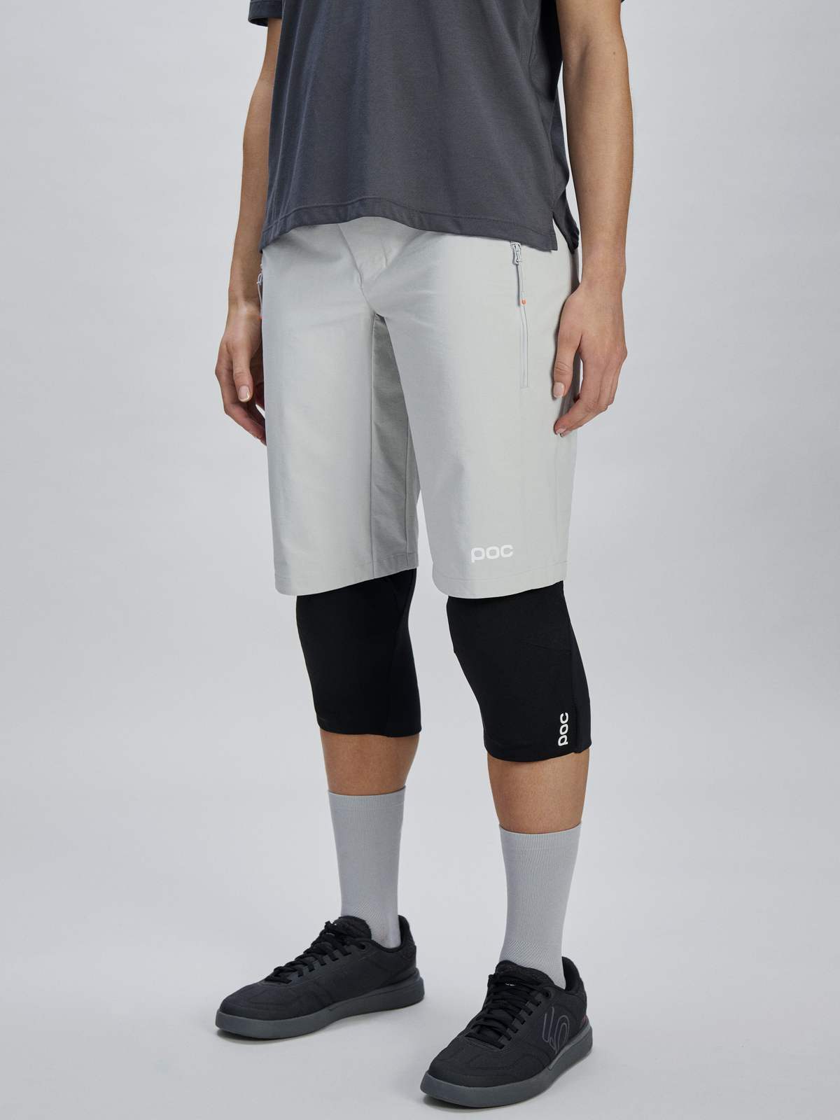 Spodenki rowerowe POC W's Motion Shorts - Granite Grey