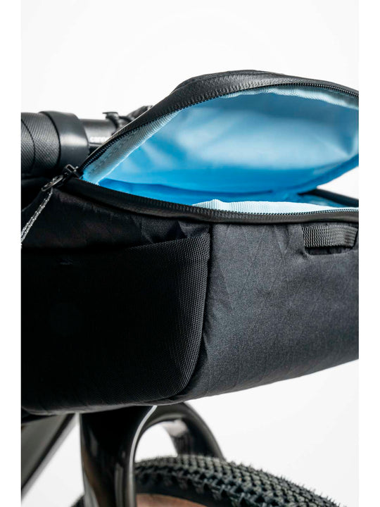 Załaduj obraz do przeglądarki galerii, Torba POC Ultra Bar Bag 4L - Ura. Black
