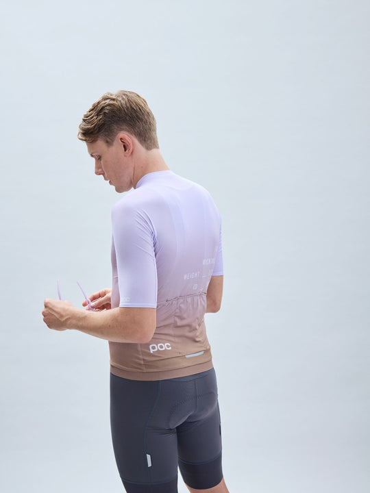Załaduj obraz do przeglądarki galerii, Koszulka rowerowa POC M&#39;s Pristine Print Jersey - Gradient Jasper Brown/Purple Quartz
