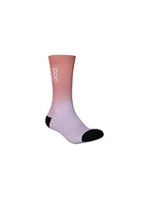 Załaduj obraz do przeglądarki galerii, Skarpety rowerowe POC Essential Print Sock Long - Gradient Purple Quartz
