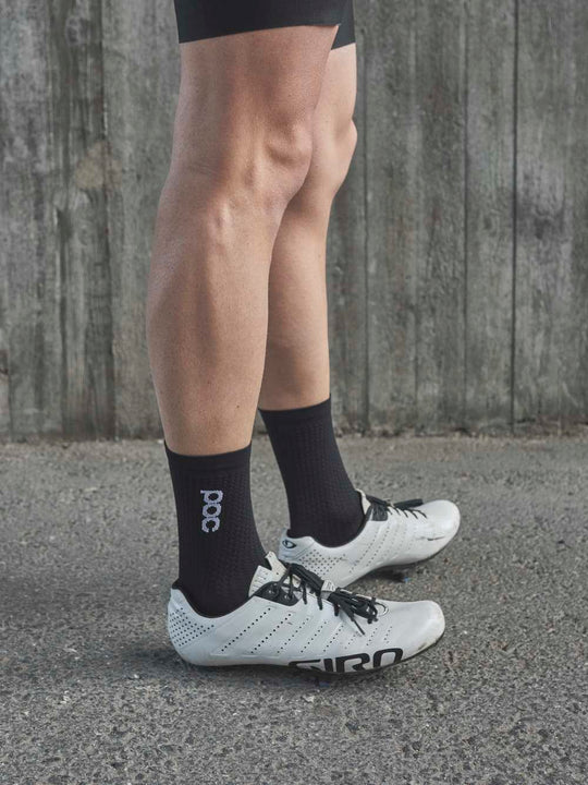 Załaduj obraz do przeglądarki galerii, Skarpety rowerowe POC FLAIR Sock Mid - Ur. Black/Dioptase Blue
