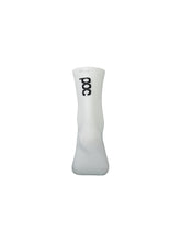 Załaduj obraz do przeglądarki galerii, Skarpety rowerowe POC SEIZE Sock Short - Hydr. White

