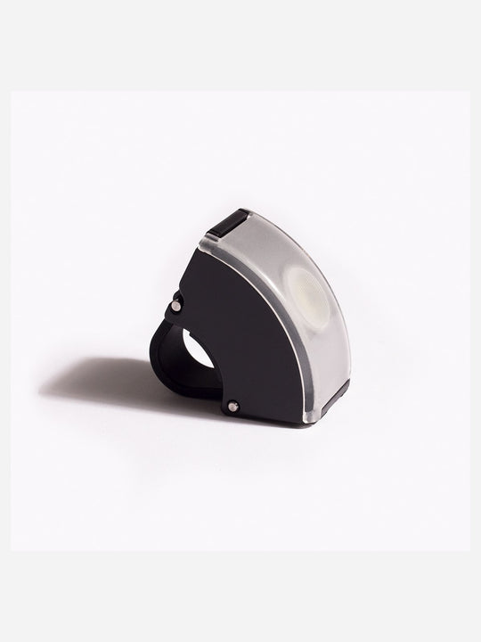 Załaduj obraz do przeglądarki galerii, Lampka rowerowa BOOKMAN Curve Front Light 220lm czarny - TU - poc warszawa

