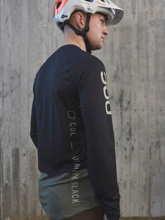 Załaduj obraz do przeglądarki galerii, Koszulka rowerowa POC MTB PURE LS - Ur. Black/Epid. Green
