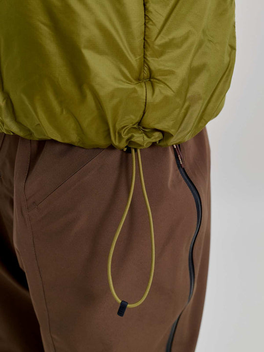 Załaduj obraz do przeglądarki galerii, Kurtka damska POC W's POC Lite Padded Jacket - Olivine Green
