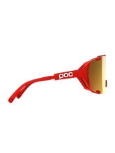 Załaduj obraz do przeglądarki galerii, Okulary rowerowe POC Devour Mid - Prismane Red/Clarity Road/Partly Sunny Gold
