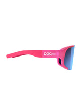 Załaduj obraz do przeglądarki galerii, Okulary rowerowe POCito Aspire - Fluo Pink Trans/Clarity POCito/Sunny Blue
