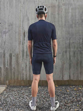 Załaduj obraz do przeglądarki galerii, Koszulka rowerowa POC M&#39;s ESSENTIAL ROAD LOGO Jersey - Turmaline Navy
