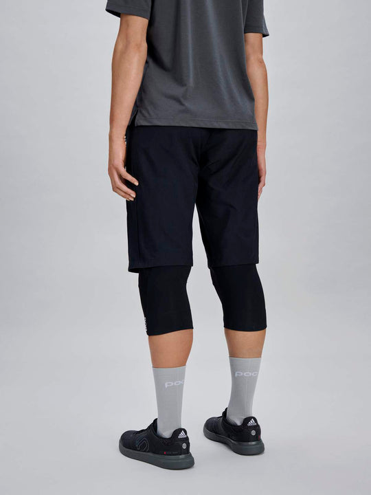 Załaduj obraz do przeglądarki galerii, Spodenki rowerowe POC W's Motion Shorts - Ur. Black
