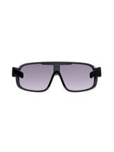 Załaduj obraz do przeglądarki galerii, Okulary rowerowe POC Aspire - Ur. Black/Clarity Road/Sunny Silver
