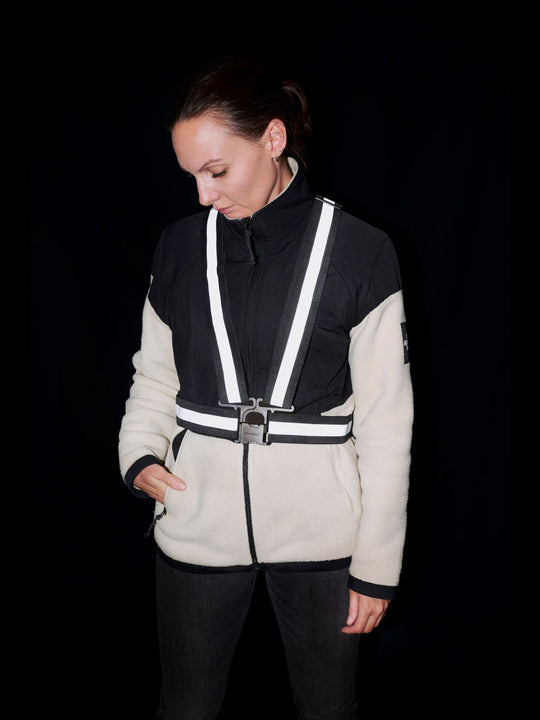 Załaduj obraz do przeglądarki galerii, Szelki rowerowe BOOKMAN Reflective Cross Belt czarny
