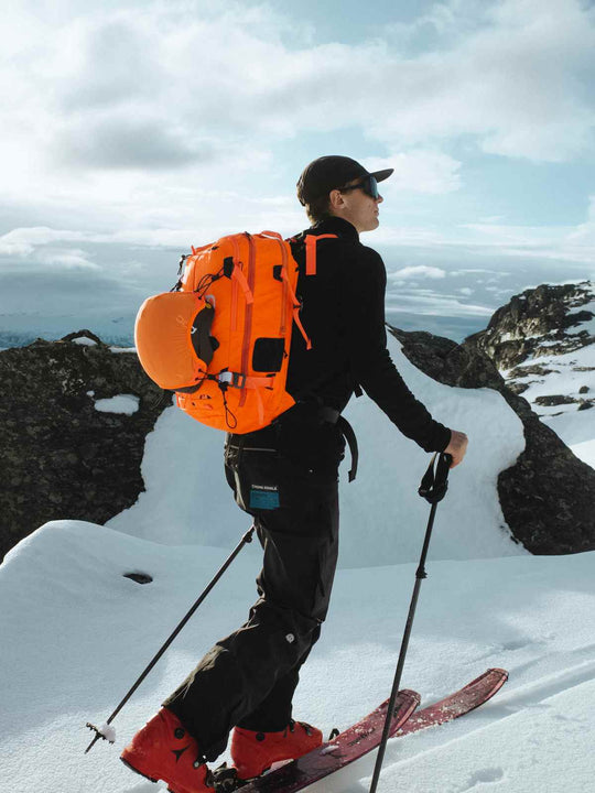 Załaduj obraz do przeglądarki galerii, Plecak lawinowy POC DIMENSION Avalanche Backpack - Fluo. Orange
