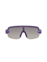 Załaduj obraz do przeglądarki galerii, Okulary POC AIM - Sap. Purple Translucent - Clarity Define | Grey/Violet Mirror Cat 2