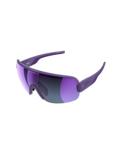 Załaduj obraz do przeglądarki galerii, Okulary POC AIM - Sap. Purple Translucent - Clarity Define | Grey/Violet Mirror Cat 2