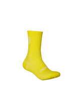 Załaduj obraz do przeglądarki galerii, Skarpety rowerowe juniorskie POC Y&#39;s Essential Road Sock - Avent. Yellow
